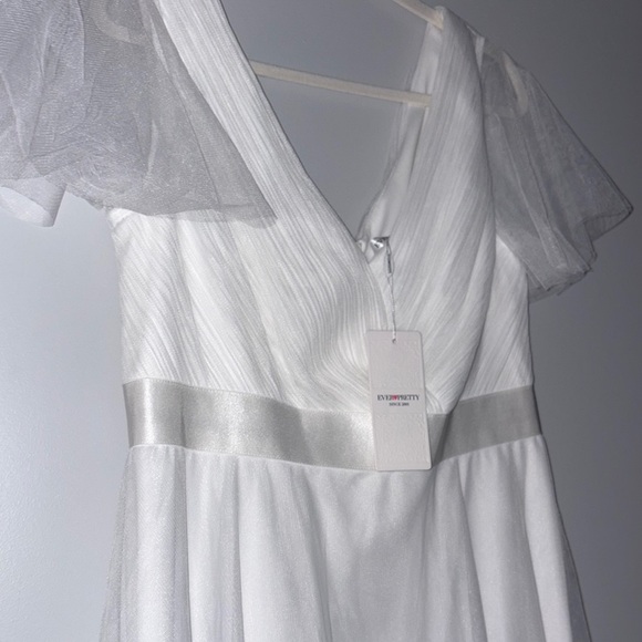Ever Pretty White Wedding Dress with Sheer Sleeves long in length. Very pretty! - Picture 7 of 15